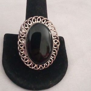 Man's big beautiful onyx dress ring Size 10 🌹